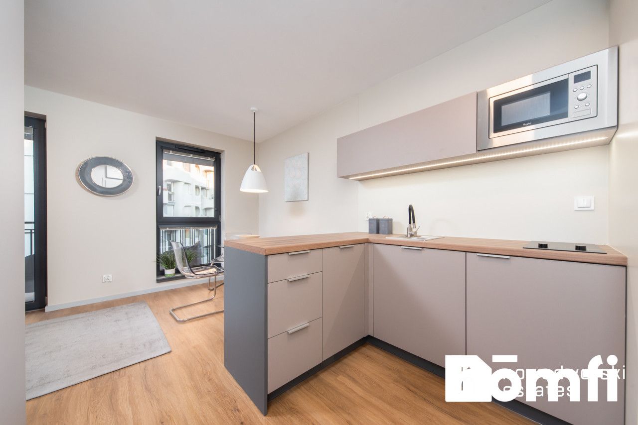 Beautiful studio with a terrace at the Grunwald Square - Apartment - Rent - Wrocław, Śródmieście / Plac Grunwaldzki