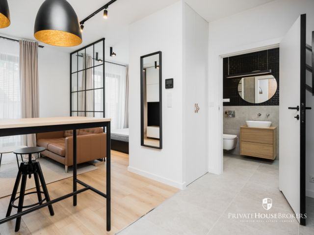 Unique apartment with separated bedroom in the heart of Stare Podgórze district in modern apartment buidling - Квартира - Оренда - Kraków, Podgórze