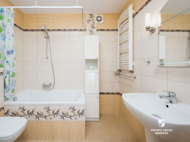 2-pok 56 mkw | ul. Armii Krajowej 97 | Bronowice - Apartment - Rent - Kraków, Krowodrza / Bronowice
