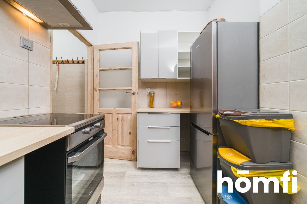 PRZESTRONNA KAWALERKA 42 m2 BLISKO CENTRUM, Z ANTRESOLĄ, OSOBNĄ KUCHNIĄ I KOMÓRKĄ LOKATORSKĄ, PRZY UL. URZĘDNICZEJ - Mieszkanie - Wynajem - Kraków, Krowodrza