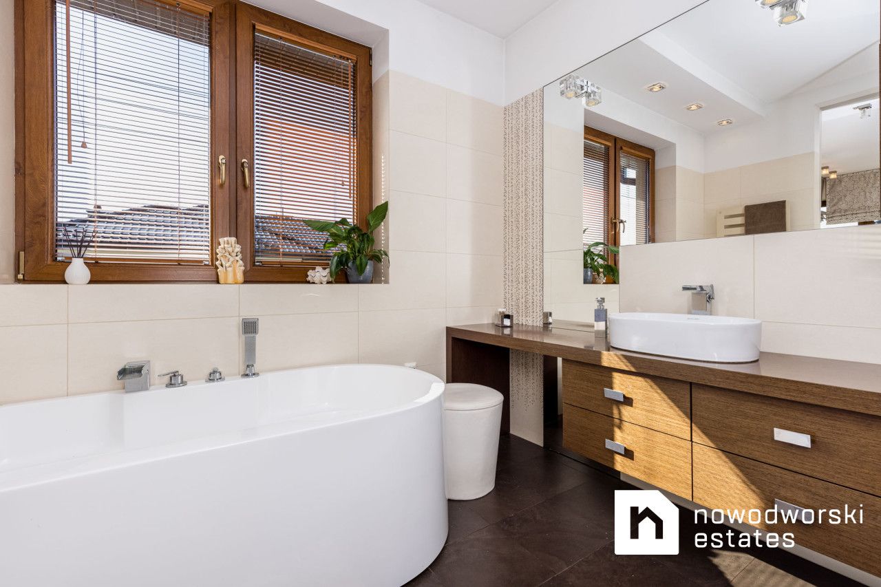 Piękny bliźniak w Kiełpinie na zamkniętym osiedlu - Dom - Sprzedaż - Warszawski Zachodni, Łomianki / Kiełpin