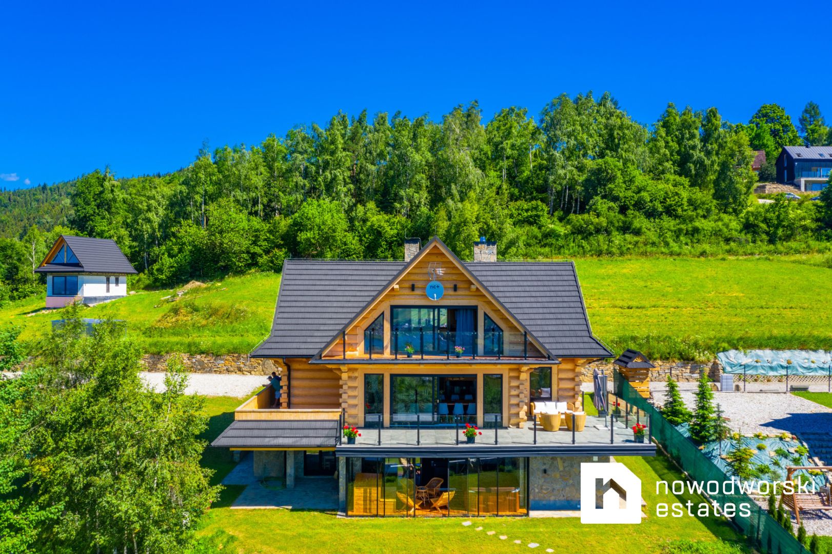 Niezwykły dom z bali nad jeziorem Czorsztyńskim - Dom - Sprzedaż - Nowotarski, Czorsztyn / Huba