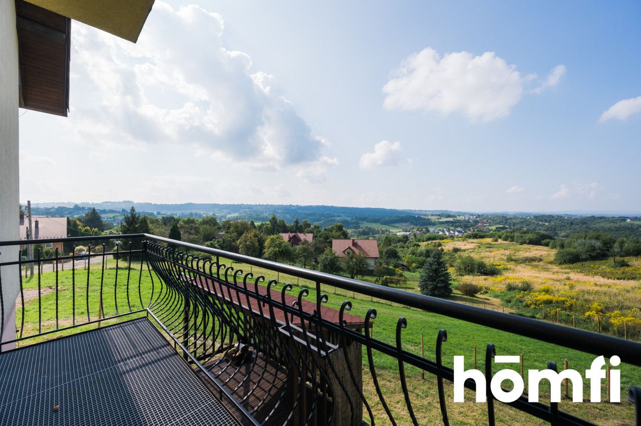 Przestronny dom z przepięknym widokiem na granicy Krakowa - Libertów / Skawina / Brzyczyna - Dom - Sprzedaż - Krakowski, Mogilany / Brzyczyna