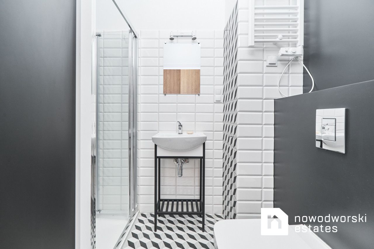 Kawalerka przy lotnisku, balkon - Mieszkanie - Wynajem - Wrocław, Fabryczna