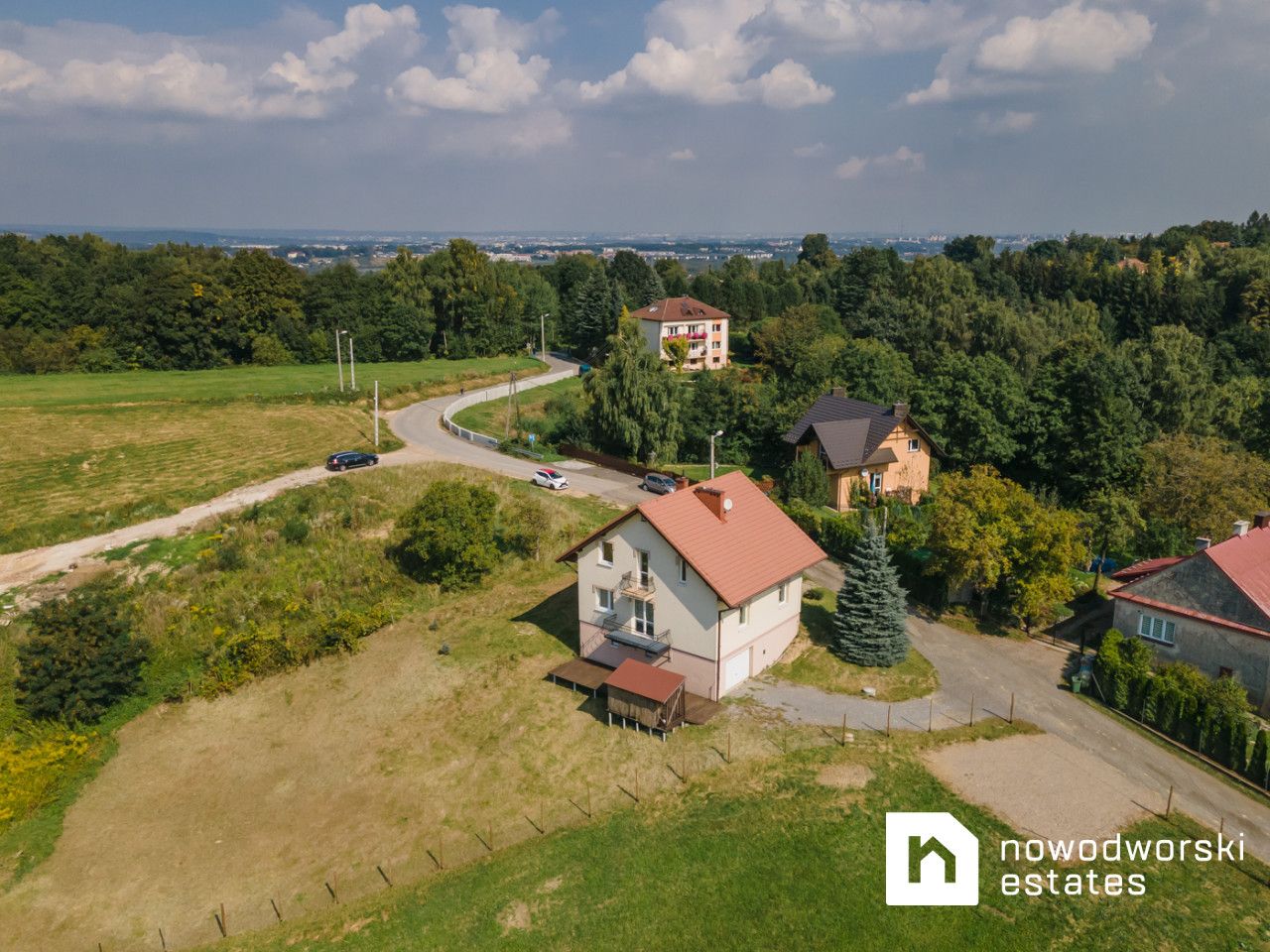 Przestronny dom z przepięknym widokiem na granicy Krakowa na wynajem - Libertów / Skawina / Brzyczyna - Dom - Wynajem - Krakowski, Mogilany / Brzyczyna