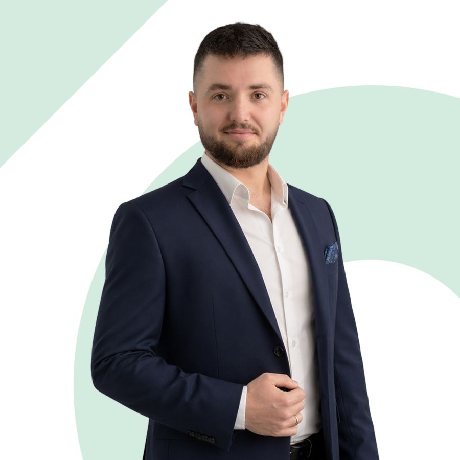 Jakub Pawluś - agent nieruchomości homfi Wrocław