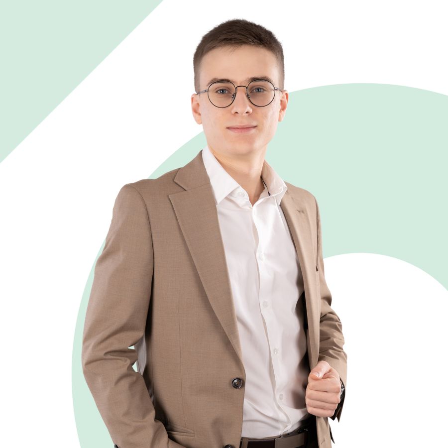 Jonatan Urban - Specjalista ds. Sprzedaży i Wynajmu Nieruchomości