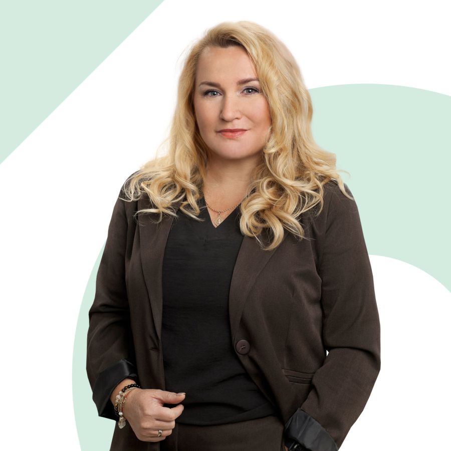 Monika Staszałek - agent nieruchomości homfi Kielce