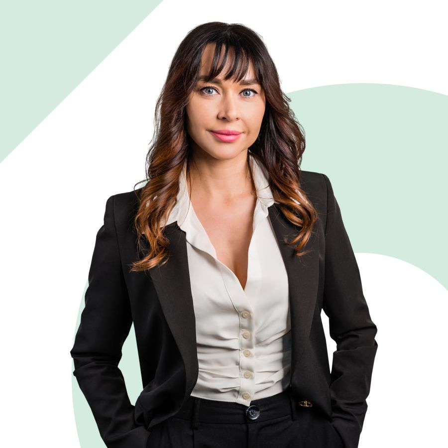 Luiza Jeziorek - real estate agent homfi Cracow