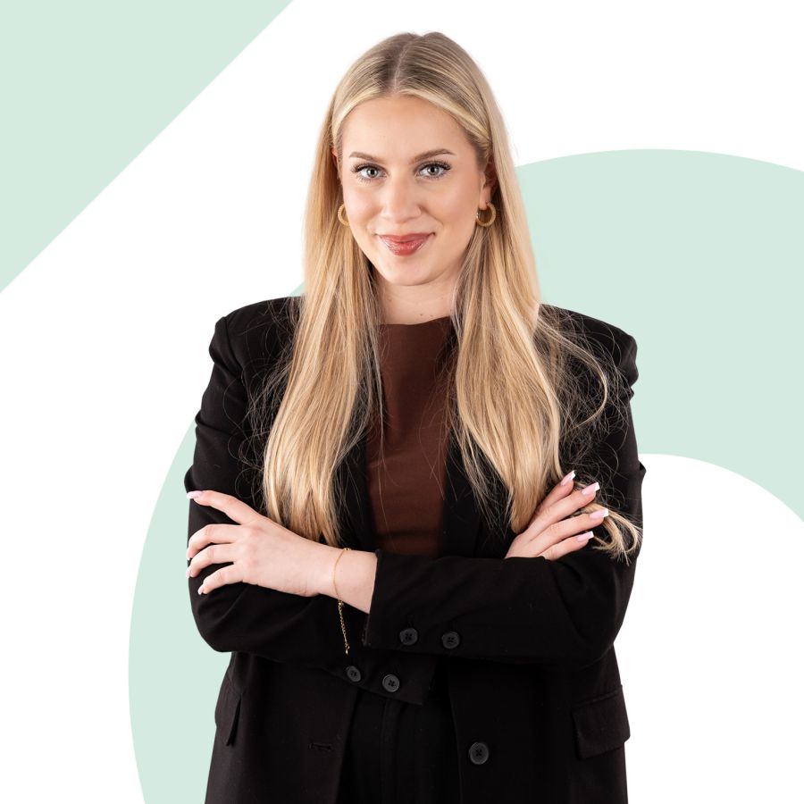 Oliwia Głaszcz - agent nieruchomości homfi Toruń